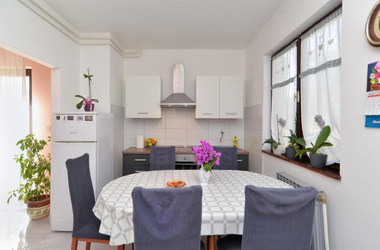 PUY Apartments Danijel 1956 מראה חיצוני תמונה